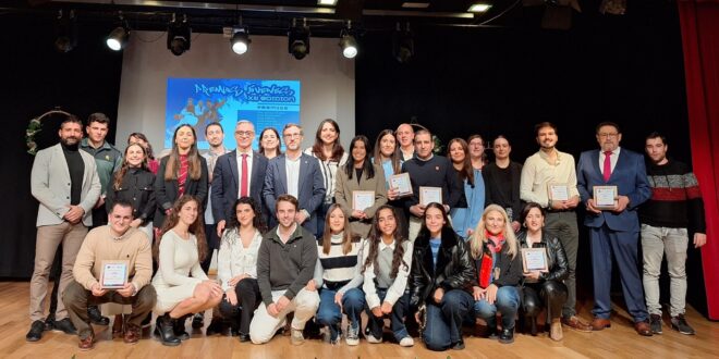 Entregados  los XIII Premios Jóvenes de Bailén dentro de un ambiente jovial y festivo.